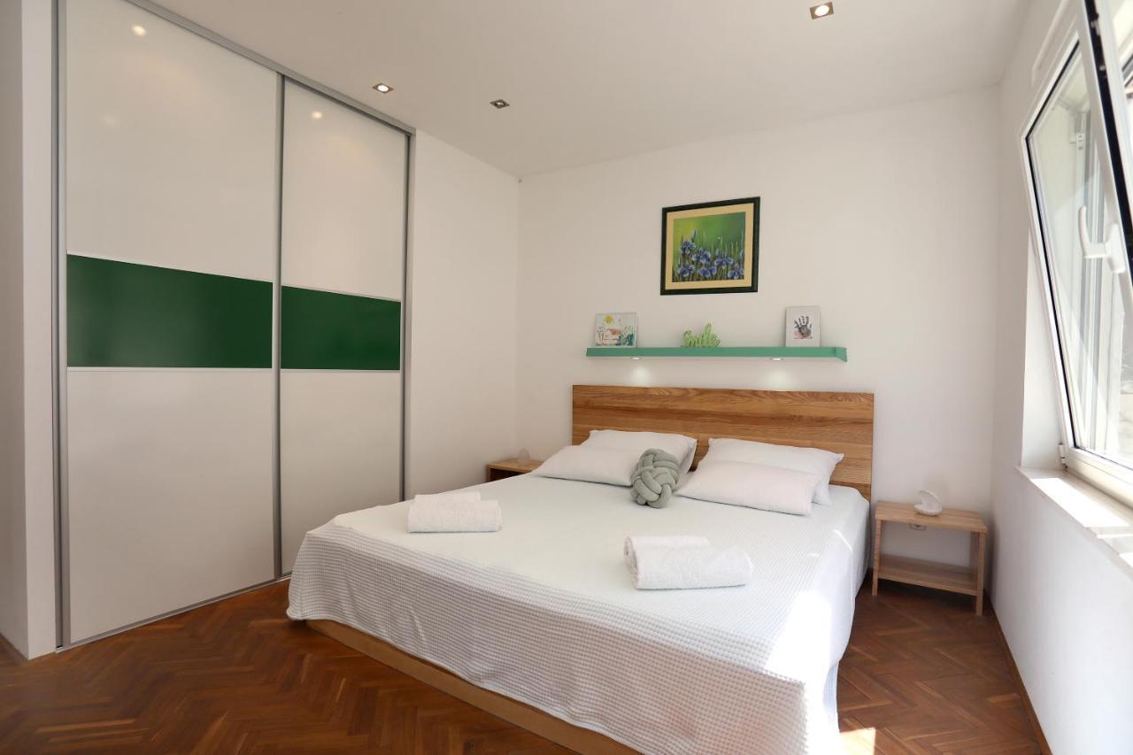 Apartments Vida Trogir Exterior photo
